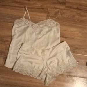 Lauren Ralph 2-piece sleep set